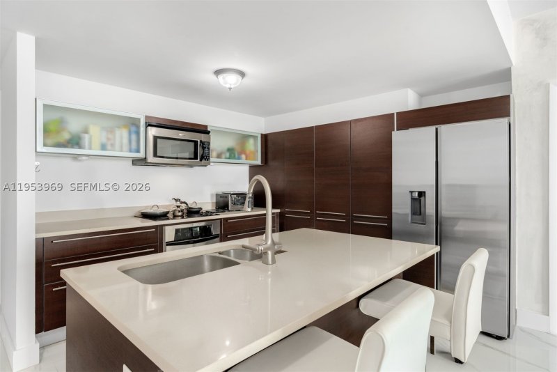 Condo for sale at Quantum 3202