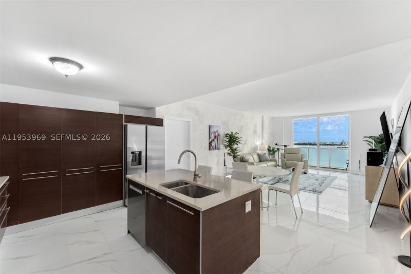 Condo for sale at Quantum 3202