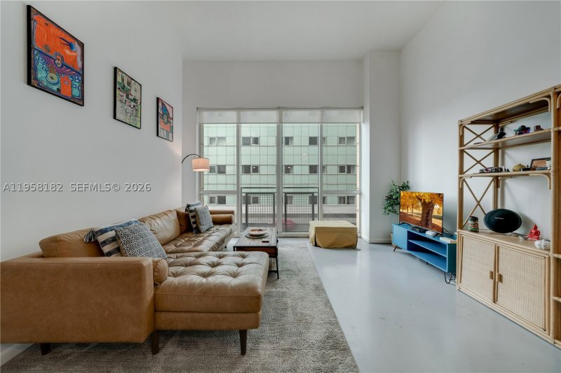 Apartment for rent at Vizcayne South Tower 228