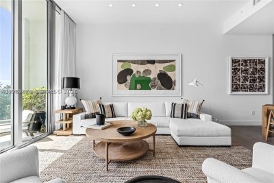 Comprar apartamento no Paraiso Bay Miami BH6