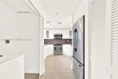 Comprar apartamento en Poinciana Island 1230