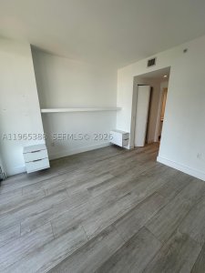 Comprar apartamento no Hyde Midtown 1505