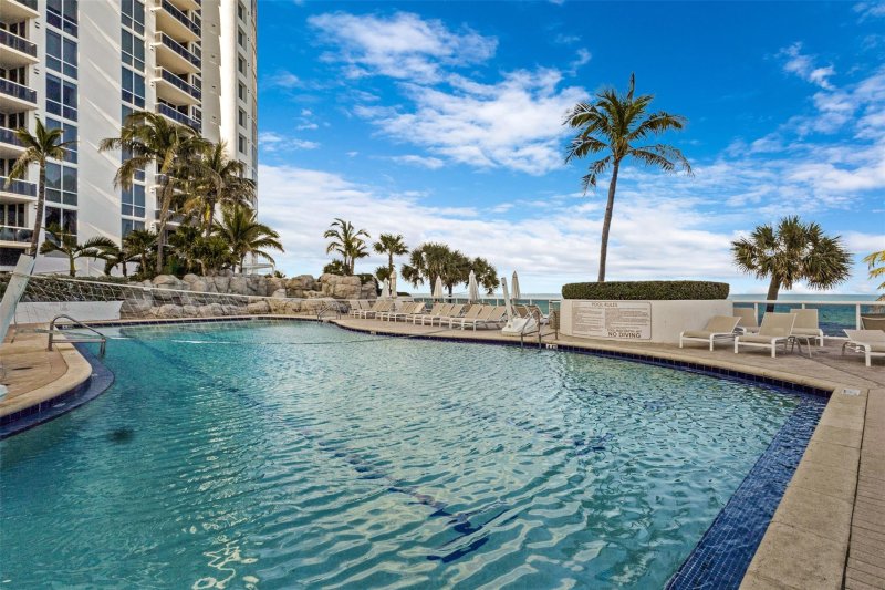 Condo for sale at Trump International Sonesta Beach Resort