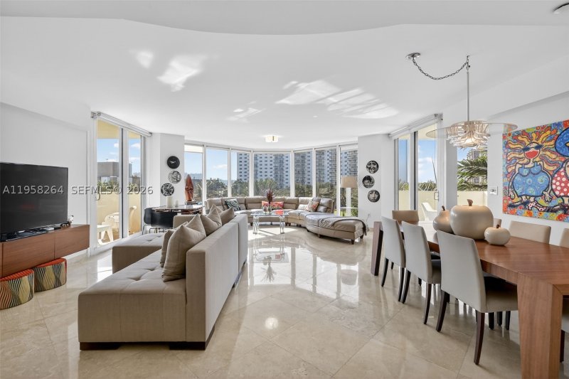 Condo for sale at Ocean One 510