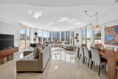 Ocean One Apt #510