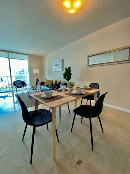 Comprar apartamento no The Club At Brickell Bay 4217