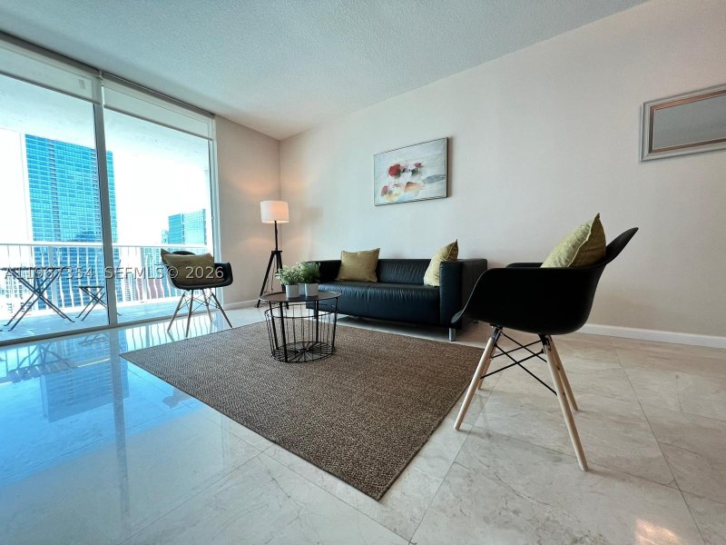 Comprar apartamento no The Club At Brickell Bay 4217