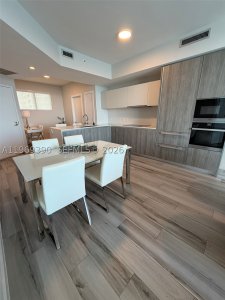 Comprar apartamento en Biscayne Beach 1205