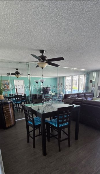 Condo for sale at Hallmark of Hollywood 322