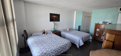 Comprar apartamento en Hallmark of Hollywood 322