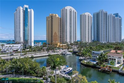 Comprar apartamento en Oceania 4 744
