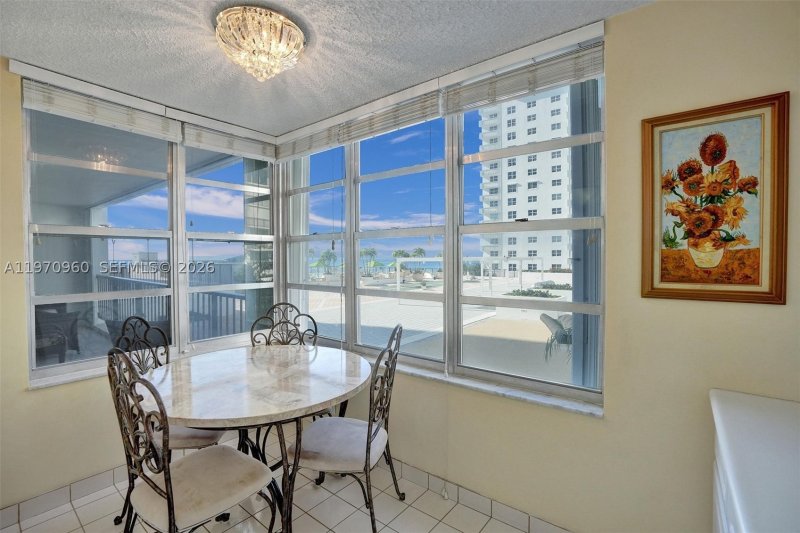 Condo for sale at Plaza South 2K
