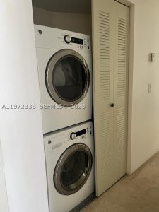 Aluguel de apartamento no Mystic Pointe 600 410