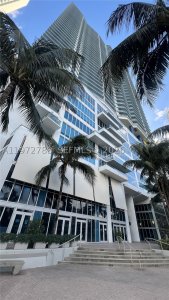 Comprar apartamento no Latitude On The River 2202