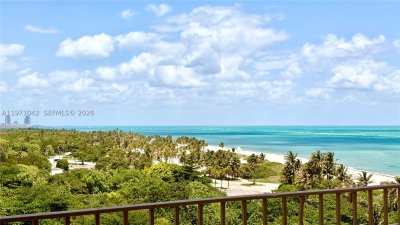Alquiler de apartamento en Commodore Club East 1008