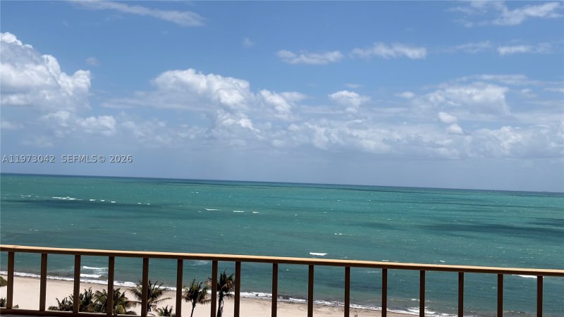 Alquiler de apartamento en Commodore Club East 1008