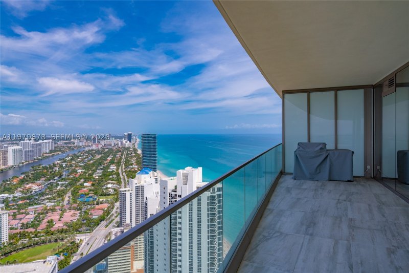 Condo for sale at Residences by Armani / Casa 4505
