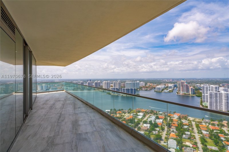 Condo for sale at Residences by Armani / Casa 4505