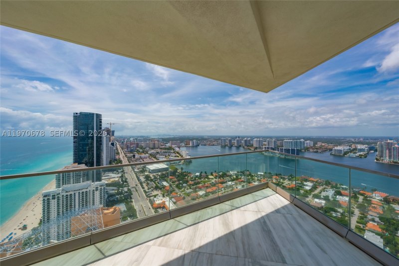 Condo for sale at Residences by Armani / Casa 4505