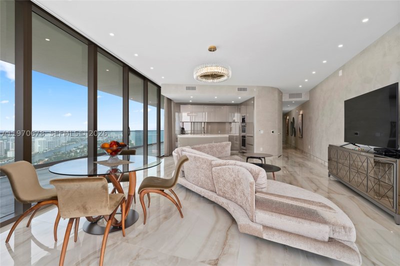 Condo for sale at Residences by Armani / Casa 4505