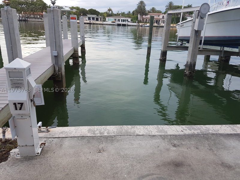 Comprar apartamento en Carriage House Miami Beach