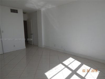 Comprar apartamento no Island Place At North Bay 4L