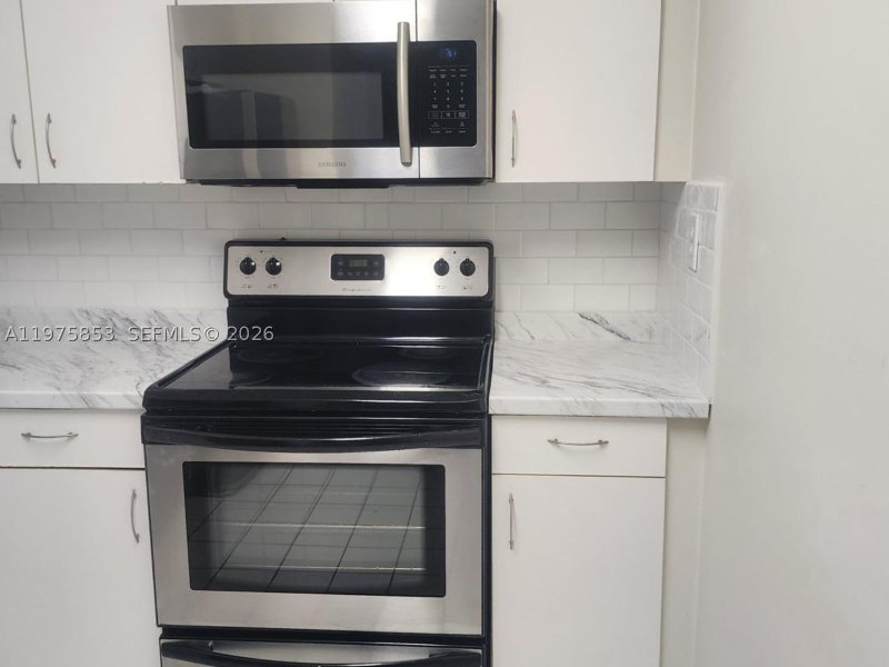 Alquiler de apartamento en Parc Central Aventura 1208