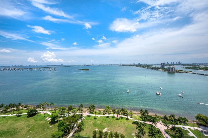 Condo for sale at 1800 Club 2503
