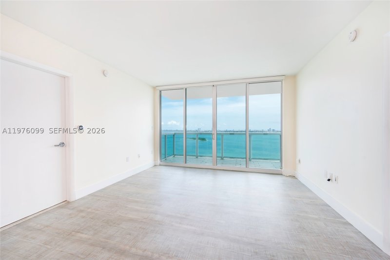 Condo for sale at 1800 Club 2503