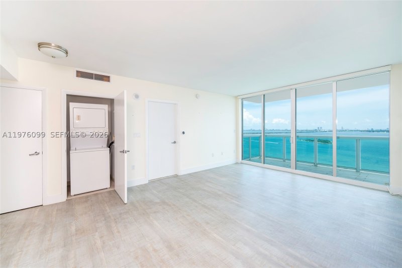 Condo for sale at 1800 Club 2503