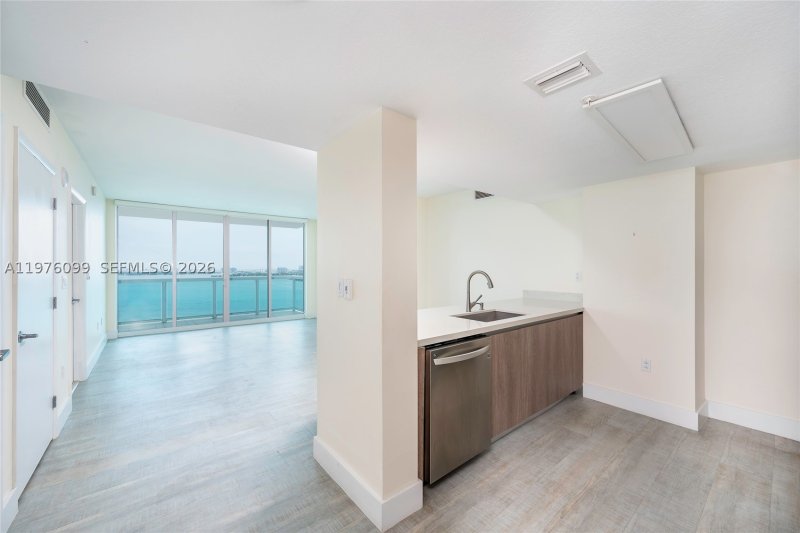 Condo for sale at 1800 Club 2503