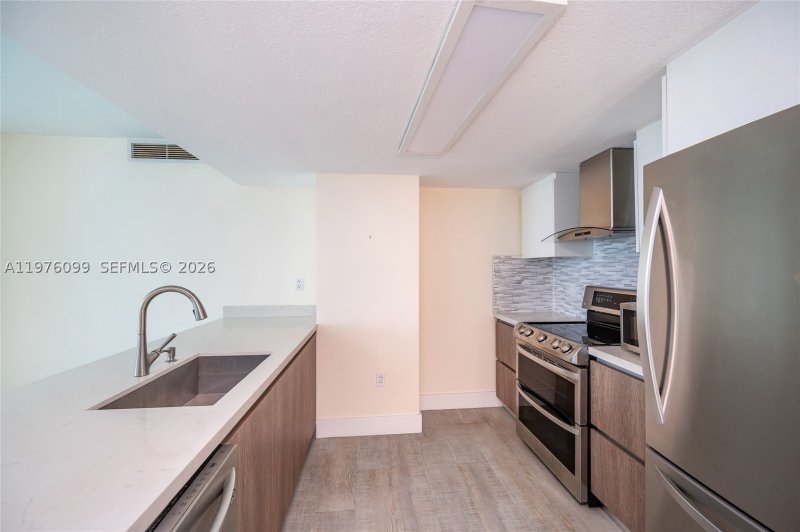 Condo for sale at 1800 Club 2503