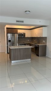 Comprar apartamento en 5252 Paseo Doral 1203