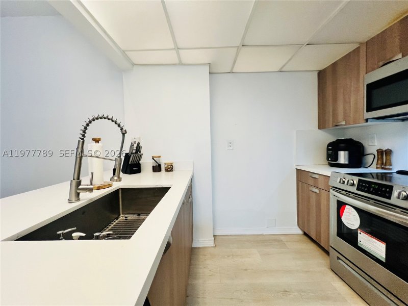 Apartment for rent at Brickell Key Two 202