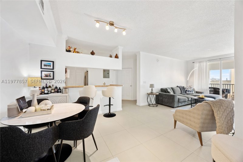 Comprar apartamento en Porto Bellagio 1810