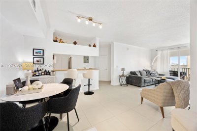 Comprar apartamento en Porto Bellagio 1810