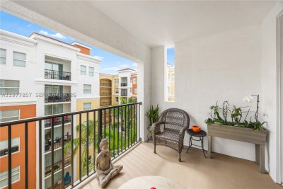 Comprar apartamento en Porto Bellagio 1810
