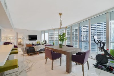Aluguel de apartamento no Icon Brickell Tower II 2804