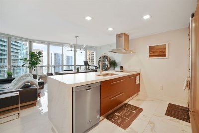 Aluguel de apartamento no Icon Brickell Tower II 2804