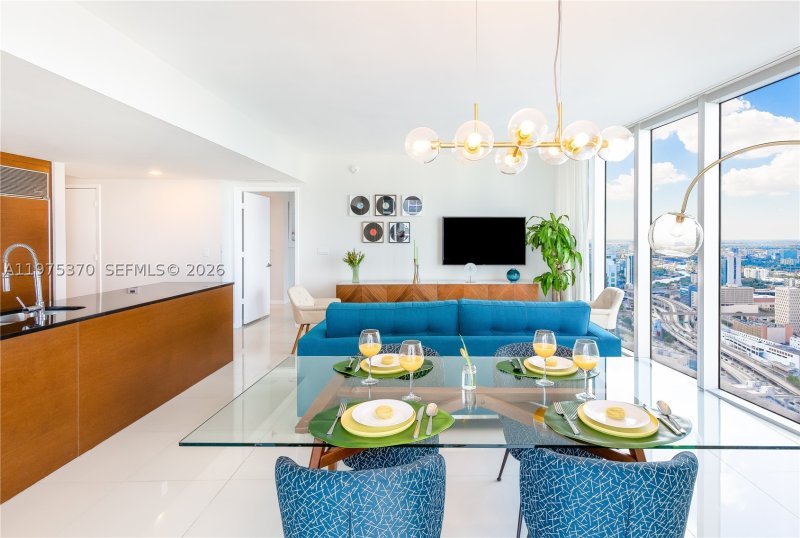 Condo for sale at Icon Brickell Viceroy 4702