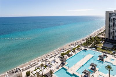 Beach Club Two Apt #2105