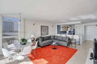 Aluguel de apartamento no The Collins Condo 915