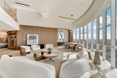 Trump Royale Apt #TS1