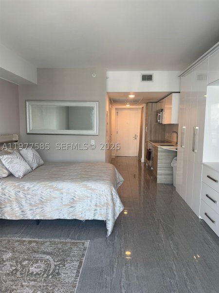 Apartment for rent at Brickell House Condo 2512