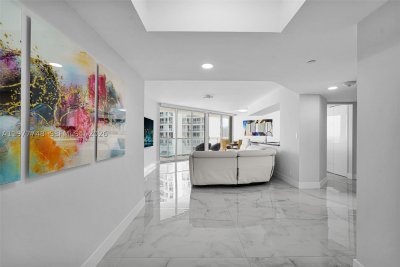 Comprar apartamento en Oceania 3 738