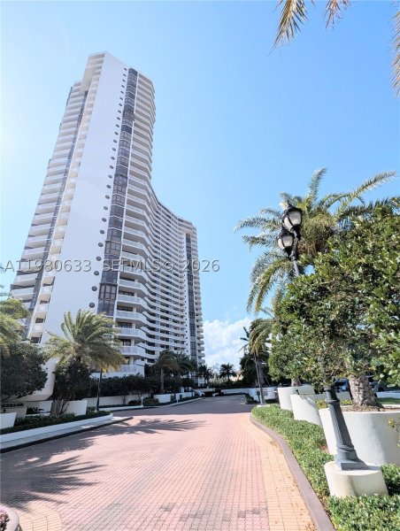 Comprar apartamento en 1000 Williams Island 2908
