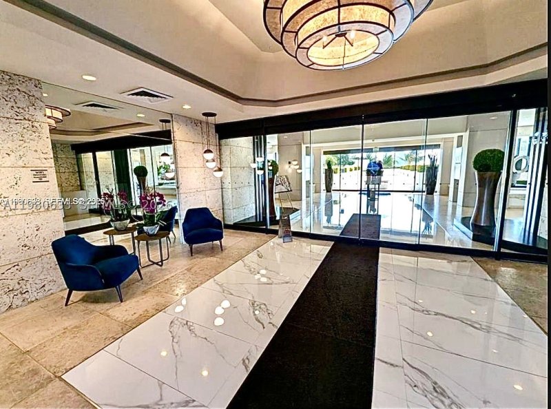 Comprar apartamento en 1000 Williams Island 2908