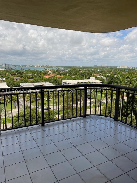 Comprar apartamento no Tiffany Bal Harbour 807
