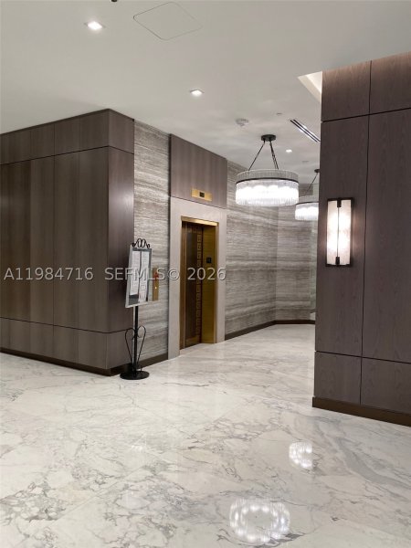Comprar apartamento no Tiffany Bal Harbour 807