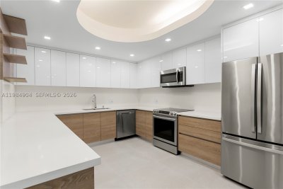 Aluguel de apartamento no 1000 Venetian Way 303